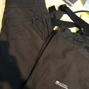 Men’s Snow pants, convertible to bibs Sz LG